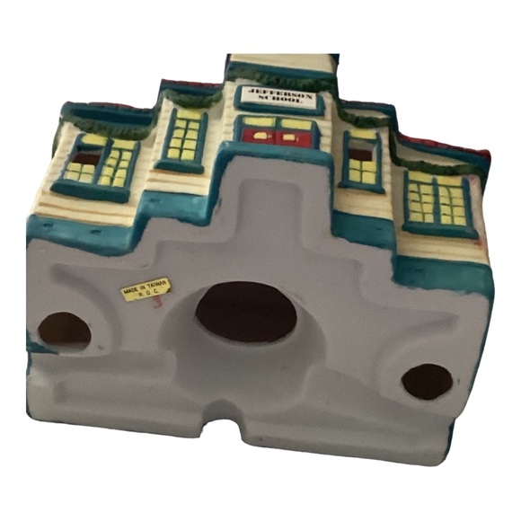 Department 56 Snow Village Jefferson School Porcelain/Ceramic Building. - Picture 5 of 5